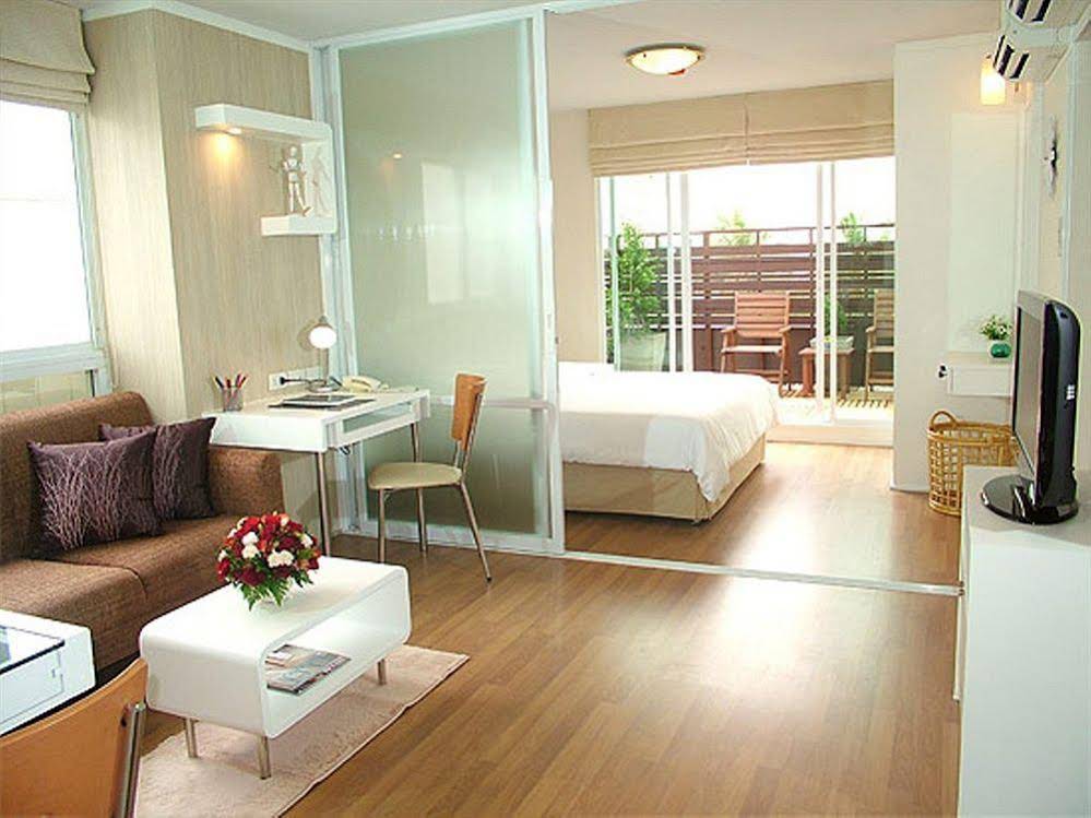 Lumpini Residence Sathorn
