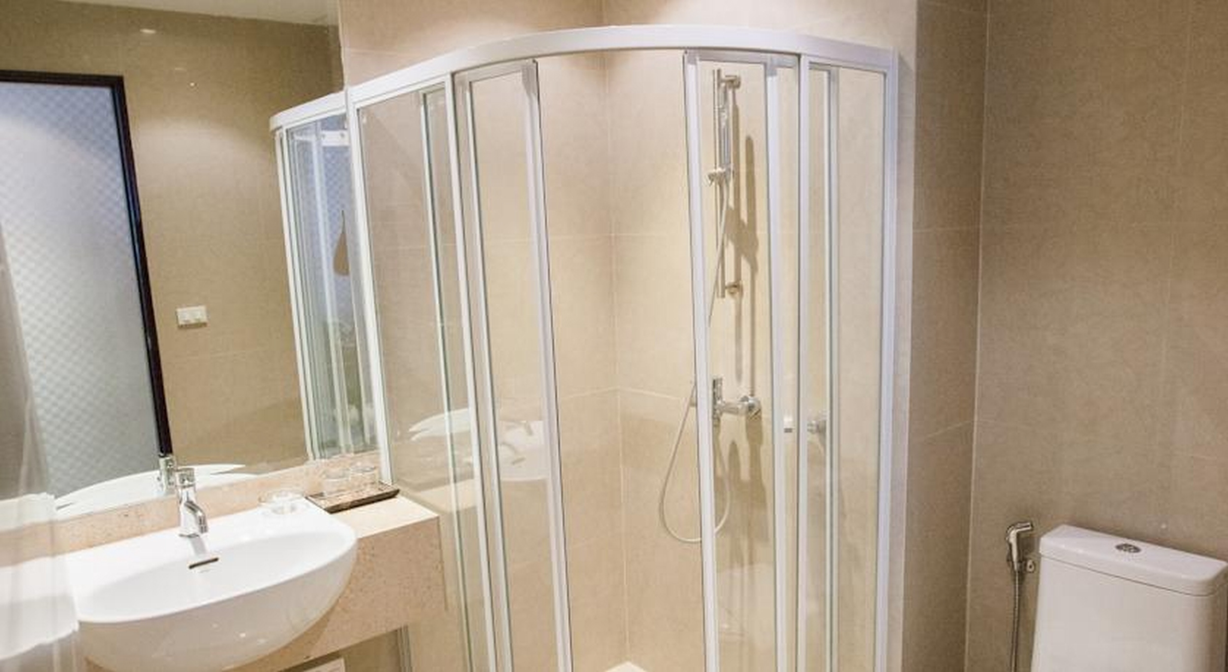 MAC Boutique Suites