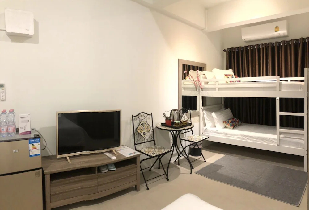 Water Aparthotel