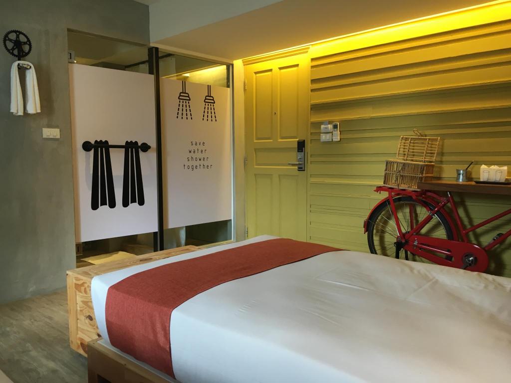 Nandha Hotel
