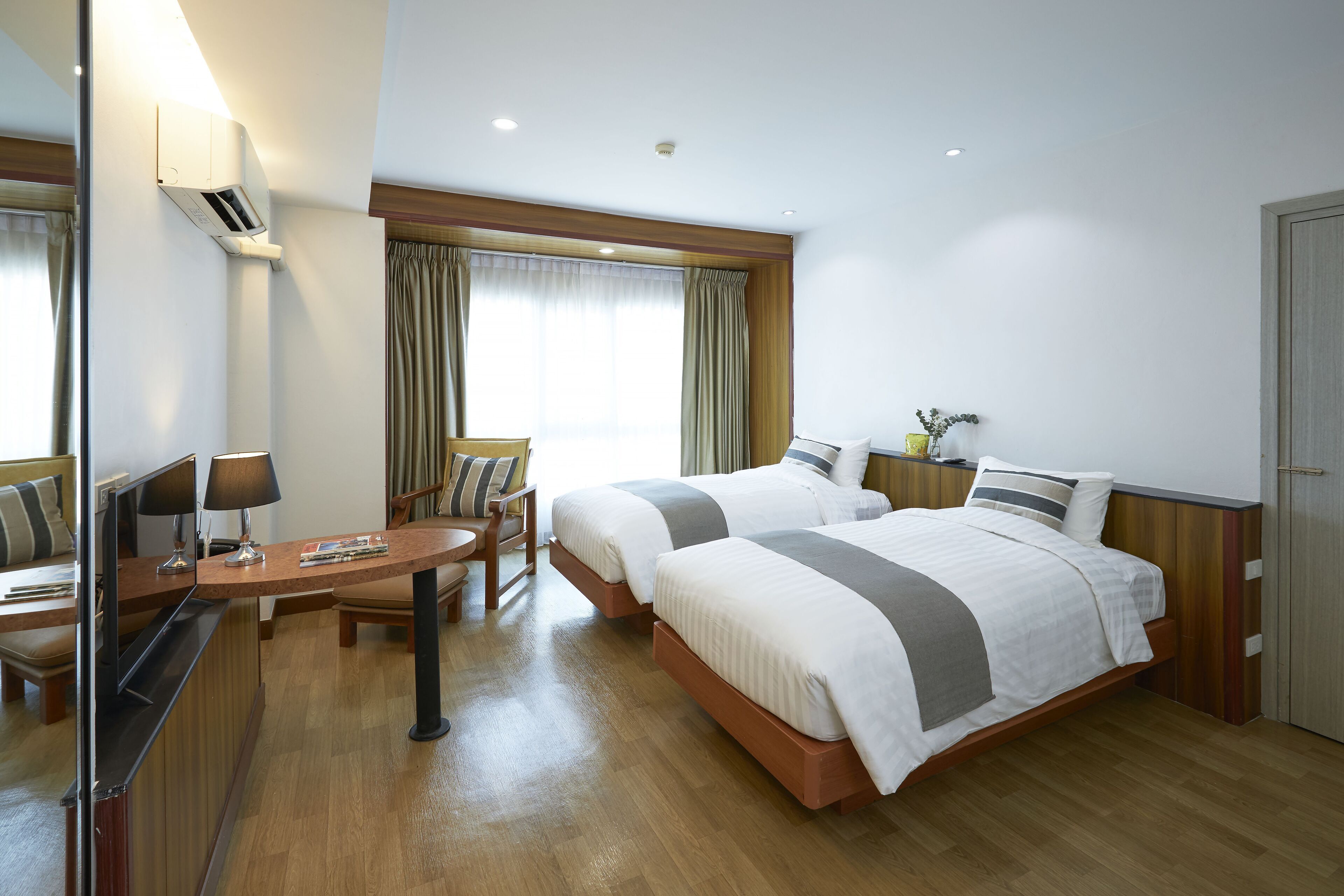 NJoy Prestige Grand Hotel Don Mueang