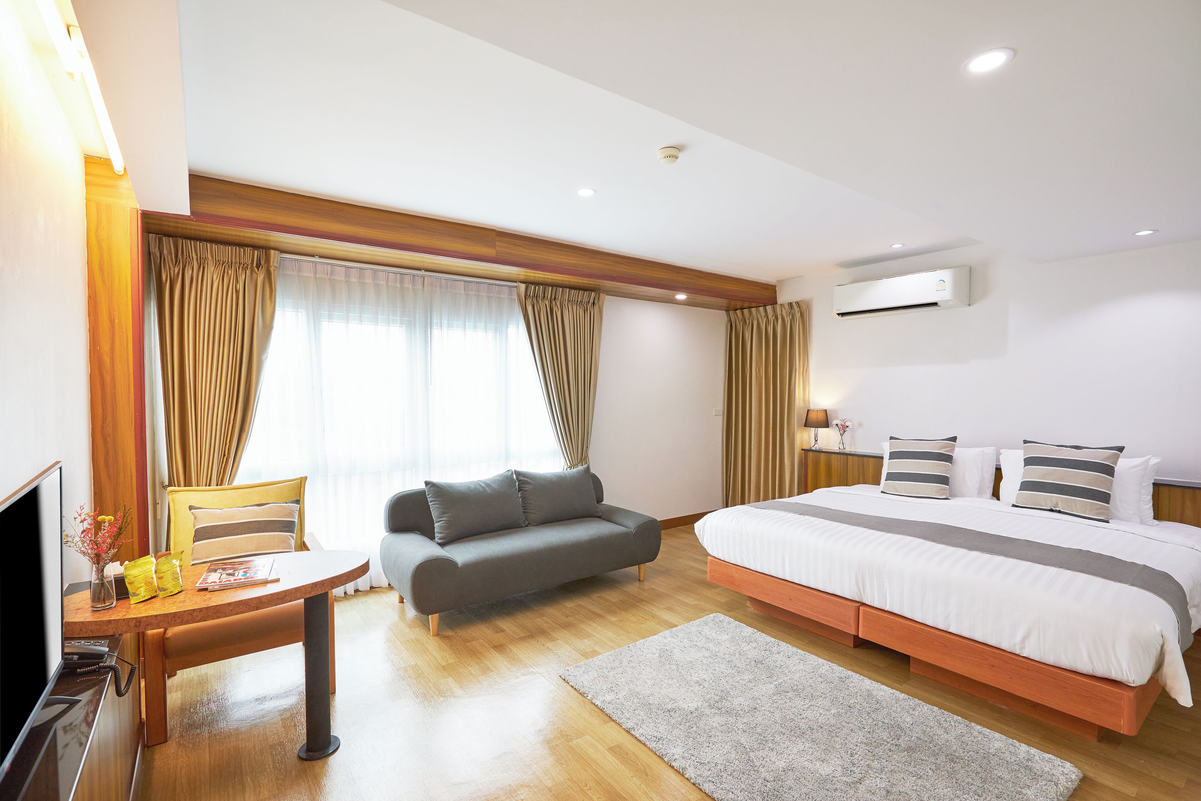 NJoy Prestige Grand Hotel Don Mueang