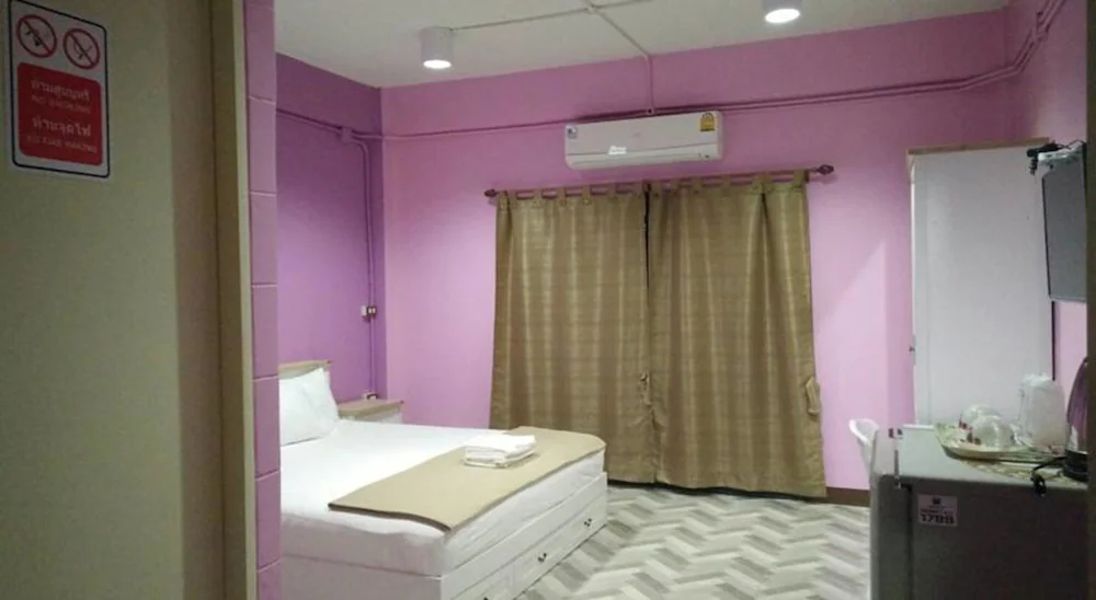 Nusreen Place