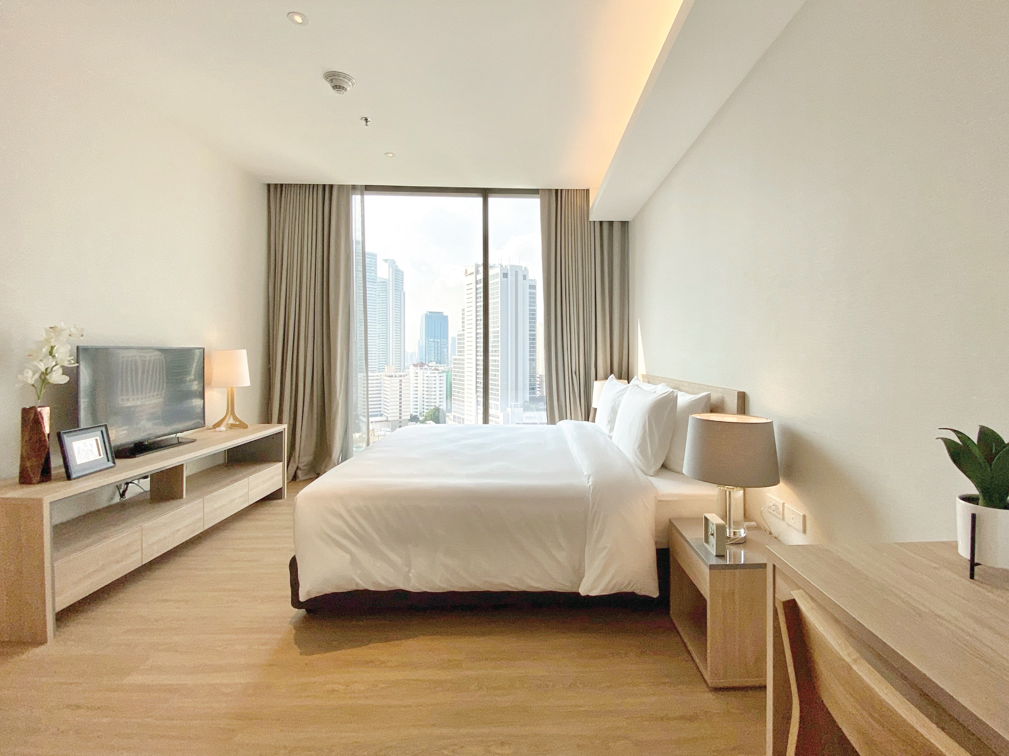 Oakwood Suites Bangkok