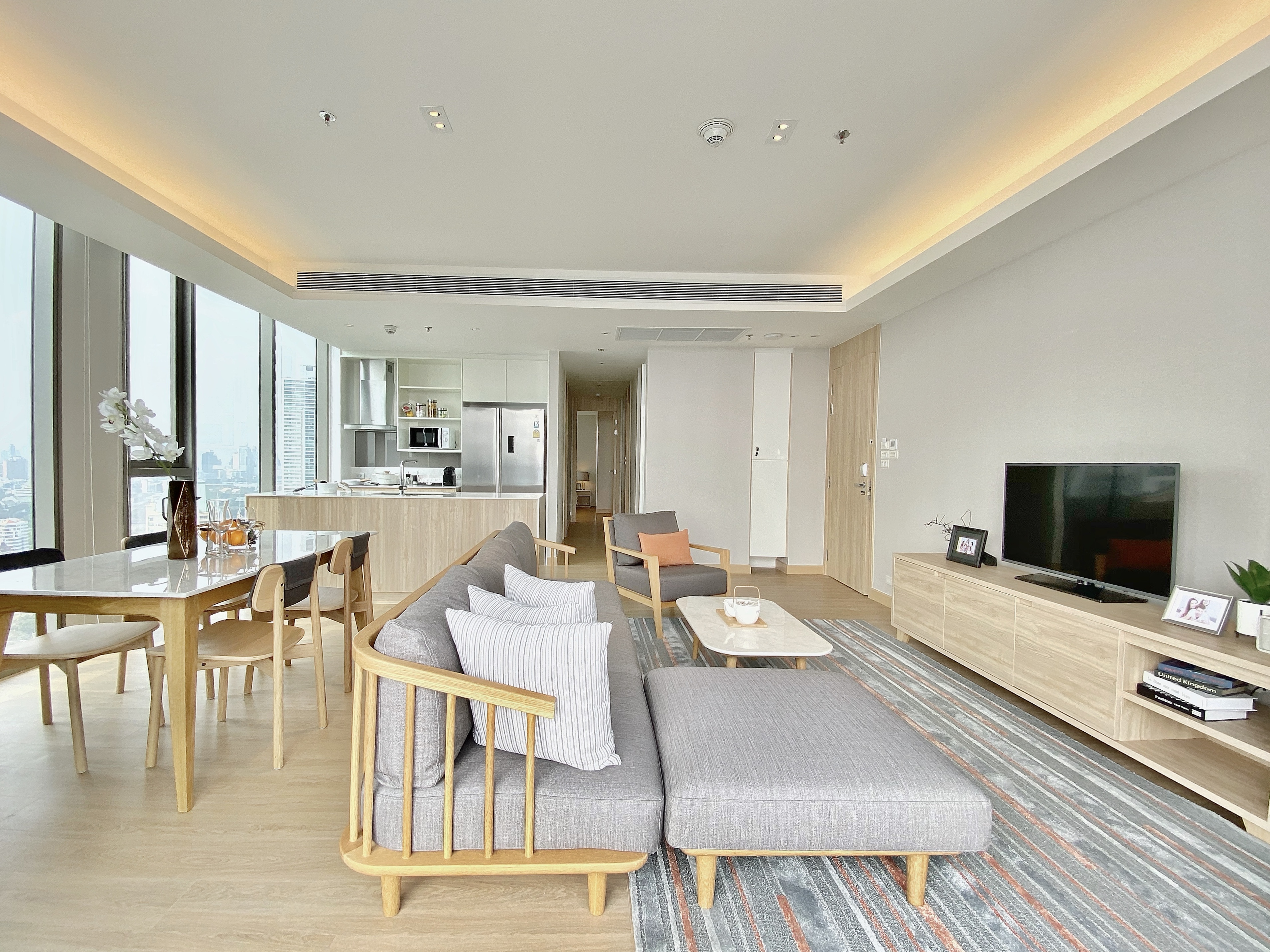 Oakwood Suites Bangkok