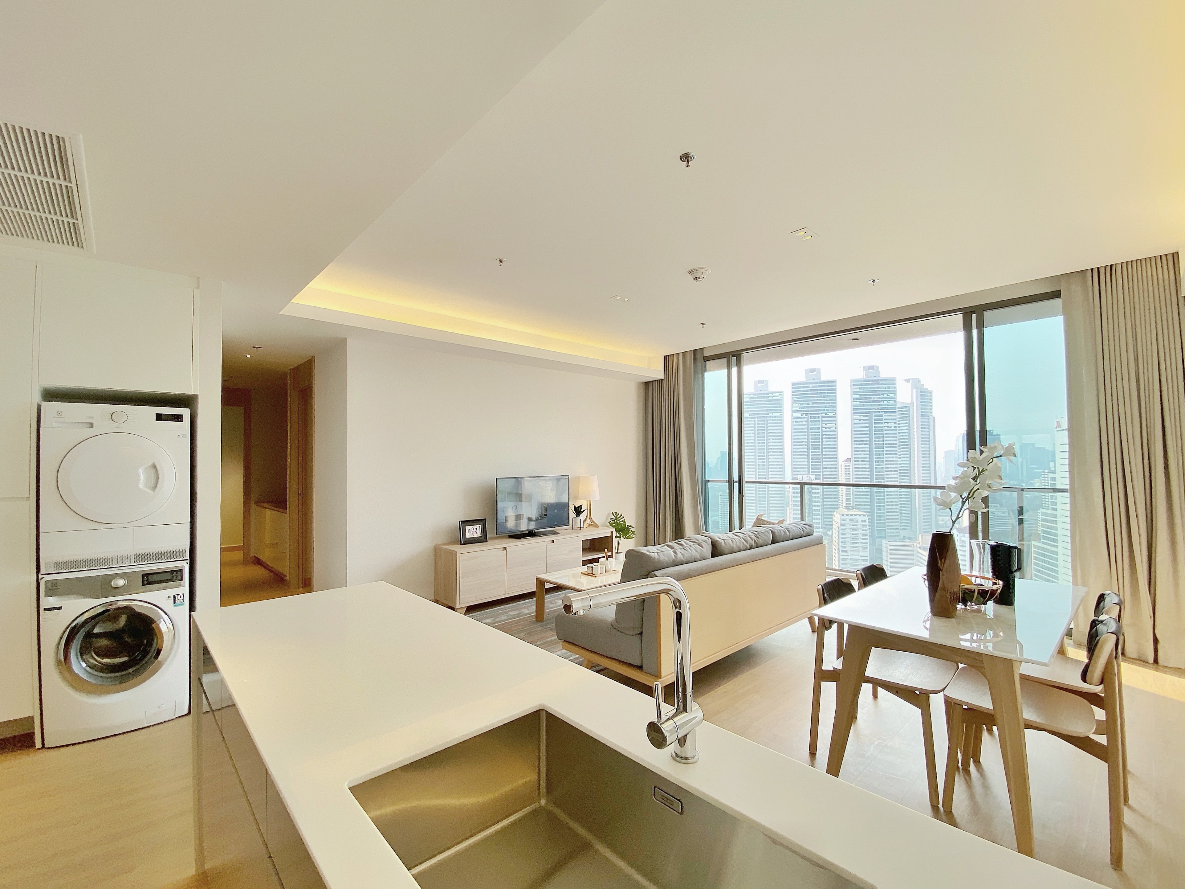 Oakwood Suites Bangkok