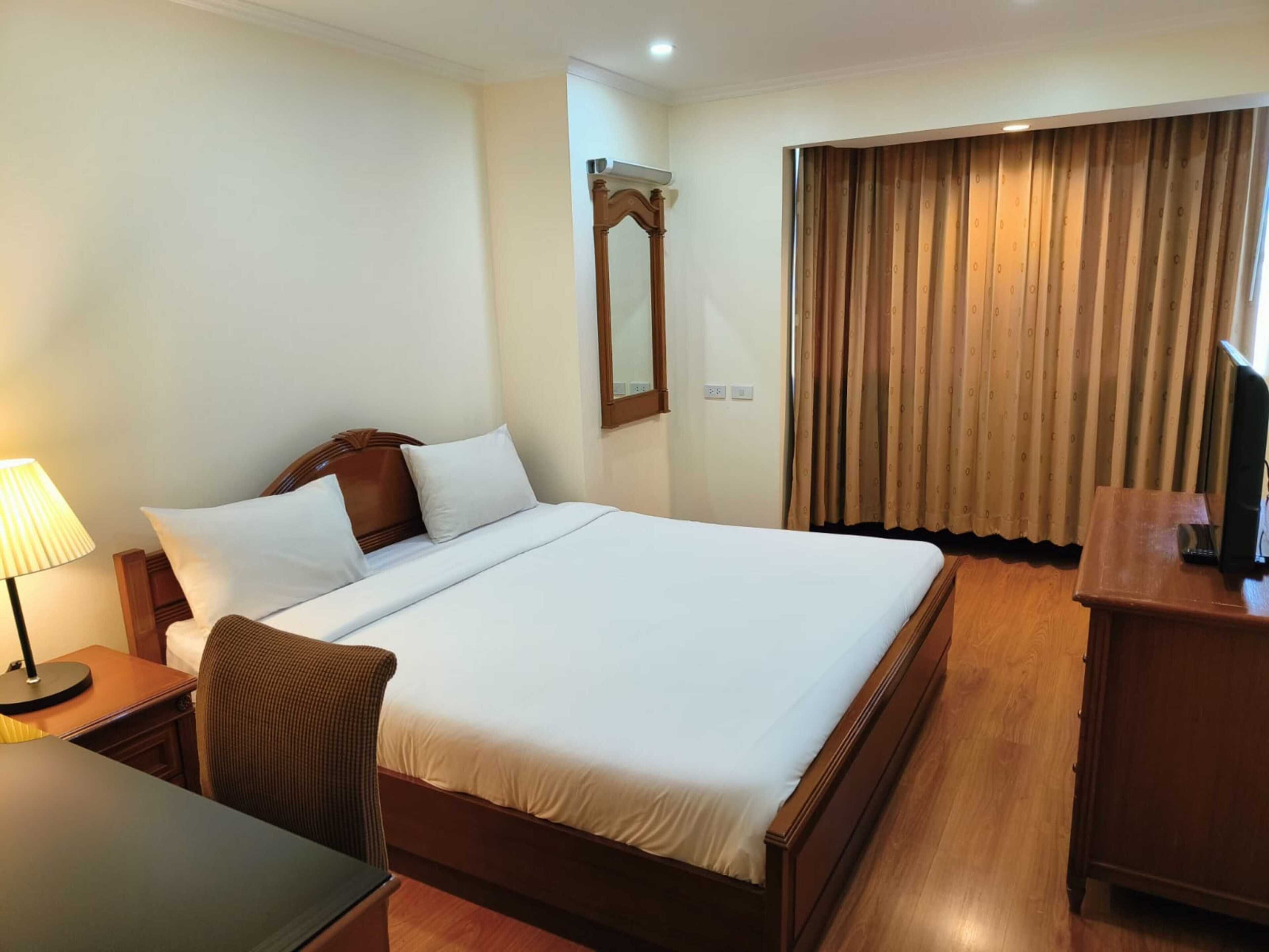 Omni Tower Direct Rooms