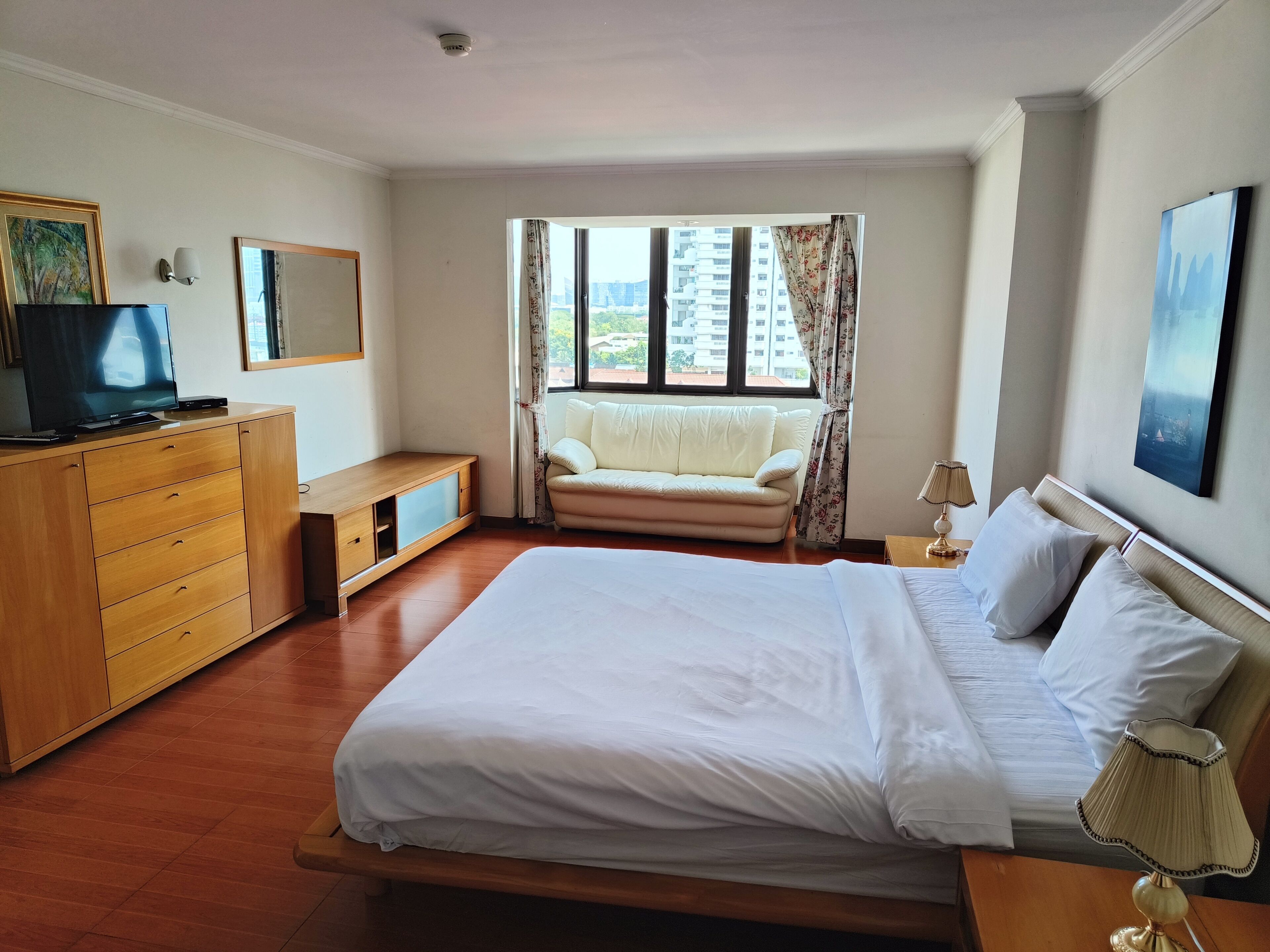 Omni Tower Direct Rooms
