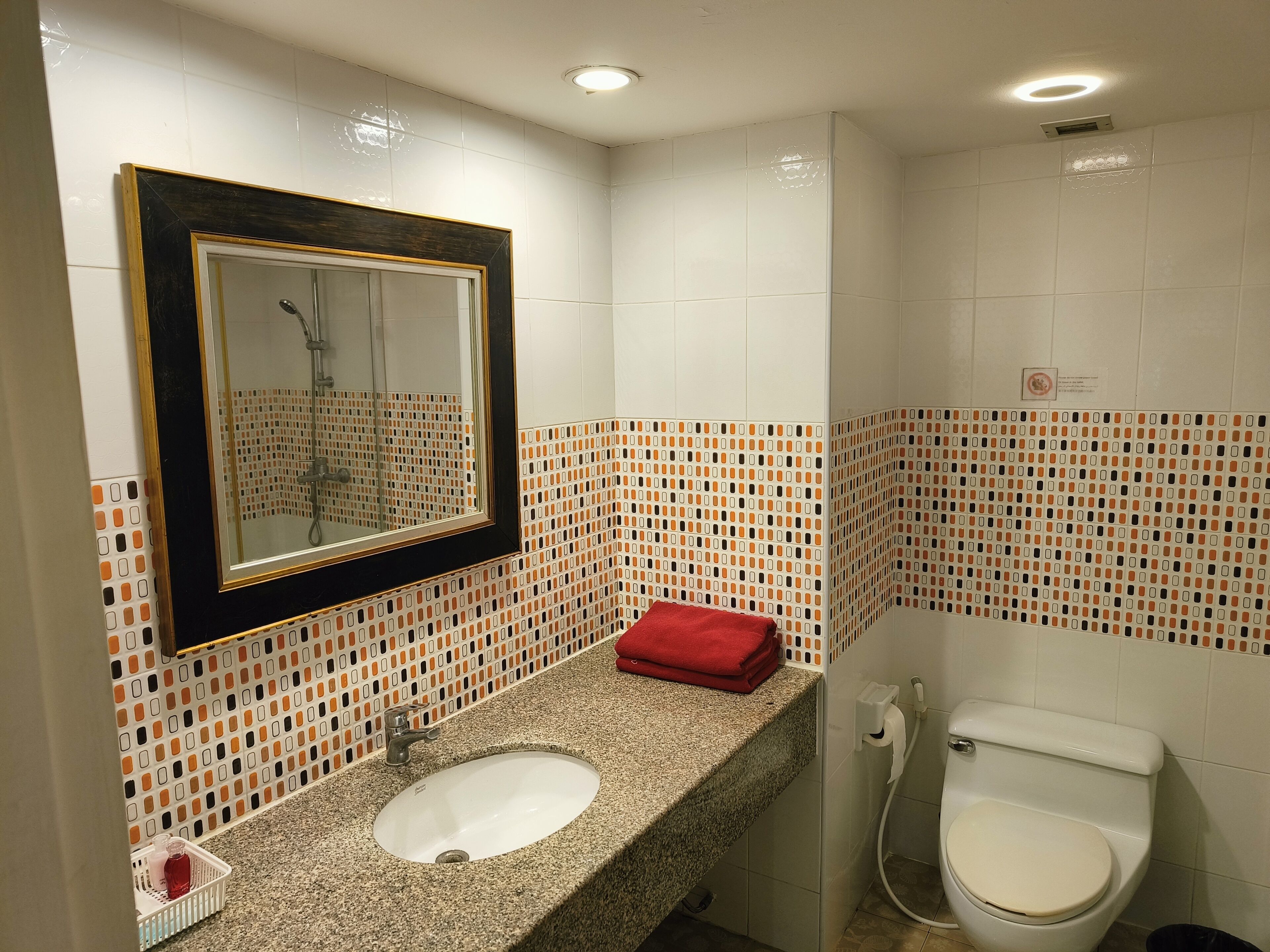Omni Tower Direct Rooms