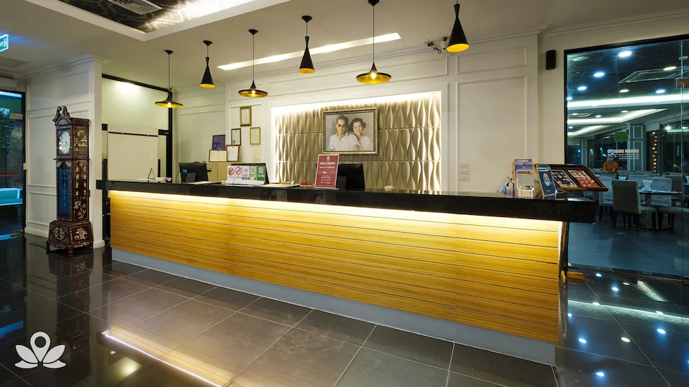 Picnic Hotel Bangkok by ZEN Rooms