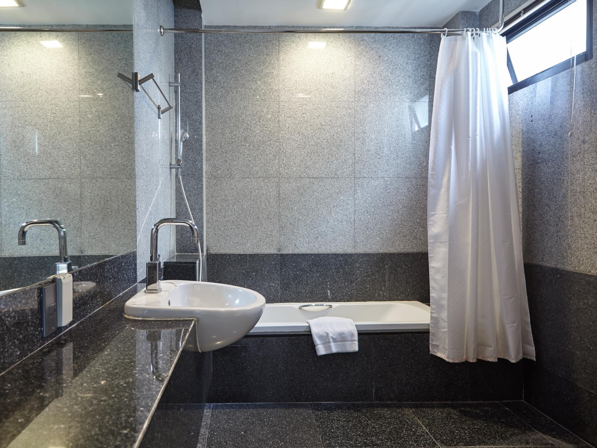 Sukhothai Hotel & Residence