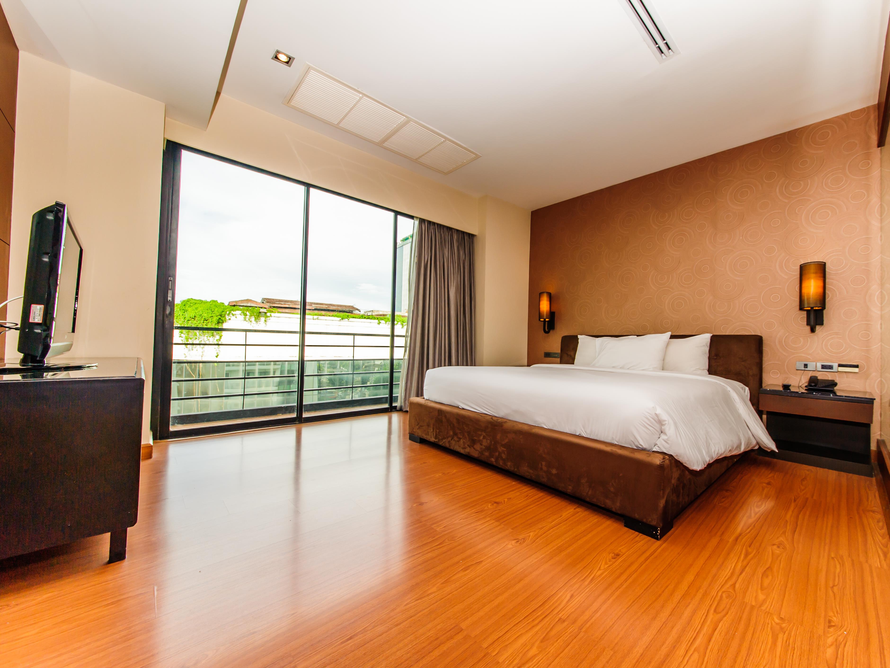 Sukhothai Hotel & Residence