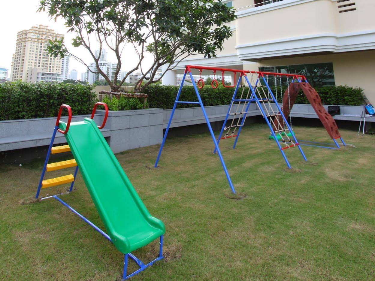 Piyathip Place Serviced Apartment