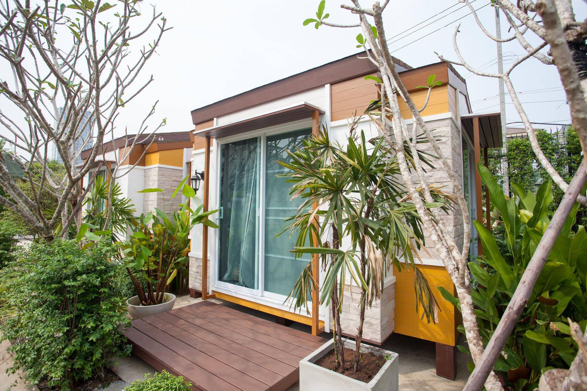 Resort M Bangkok - On Nut