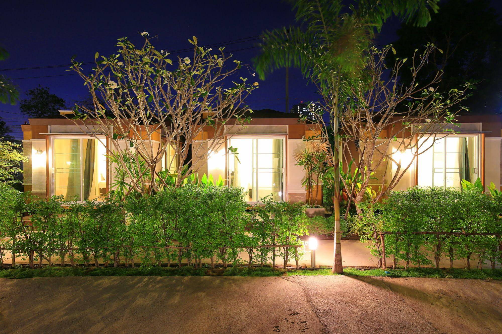 Resort M Bangkok - On Nut