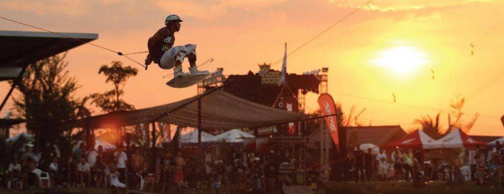 Ride n Lazy @ Thai Wake Park