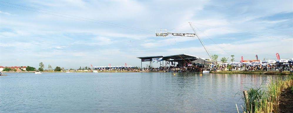 Ride n Lazy @ Thai Wake Park