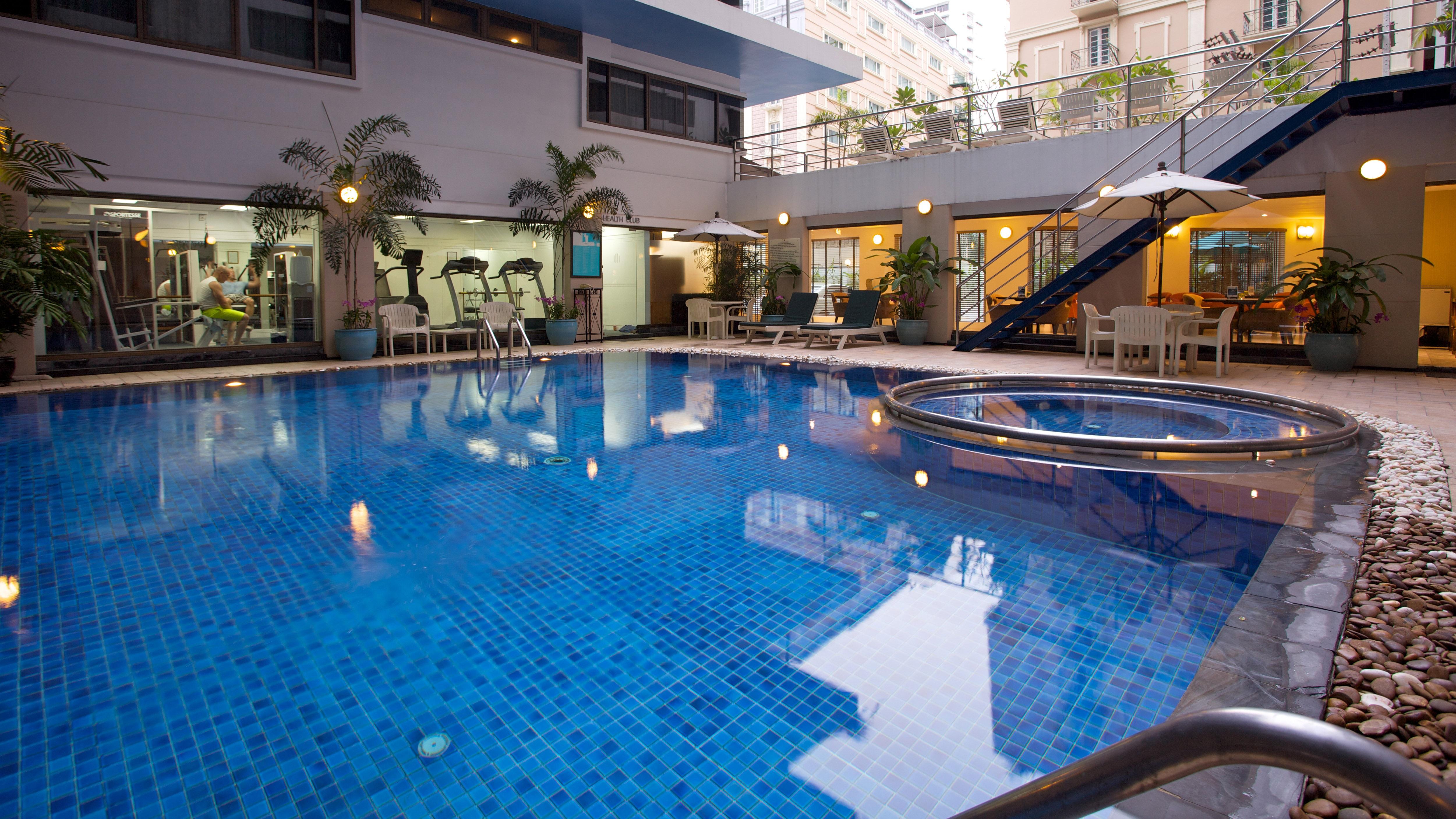Royal President Suites