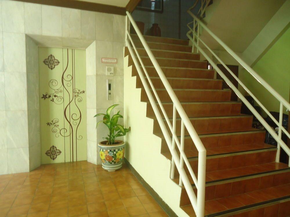 Ruamchitt Travelodge Hotel