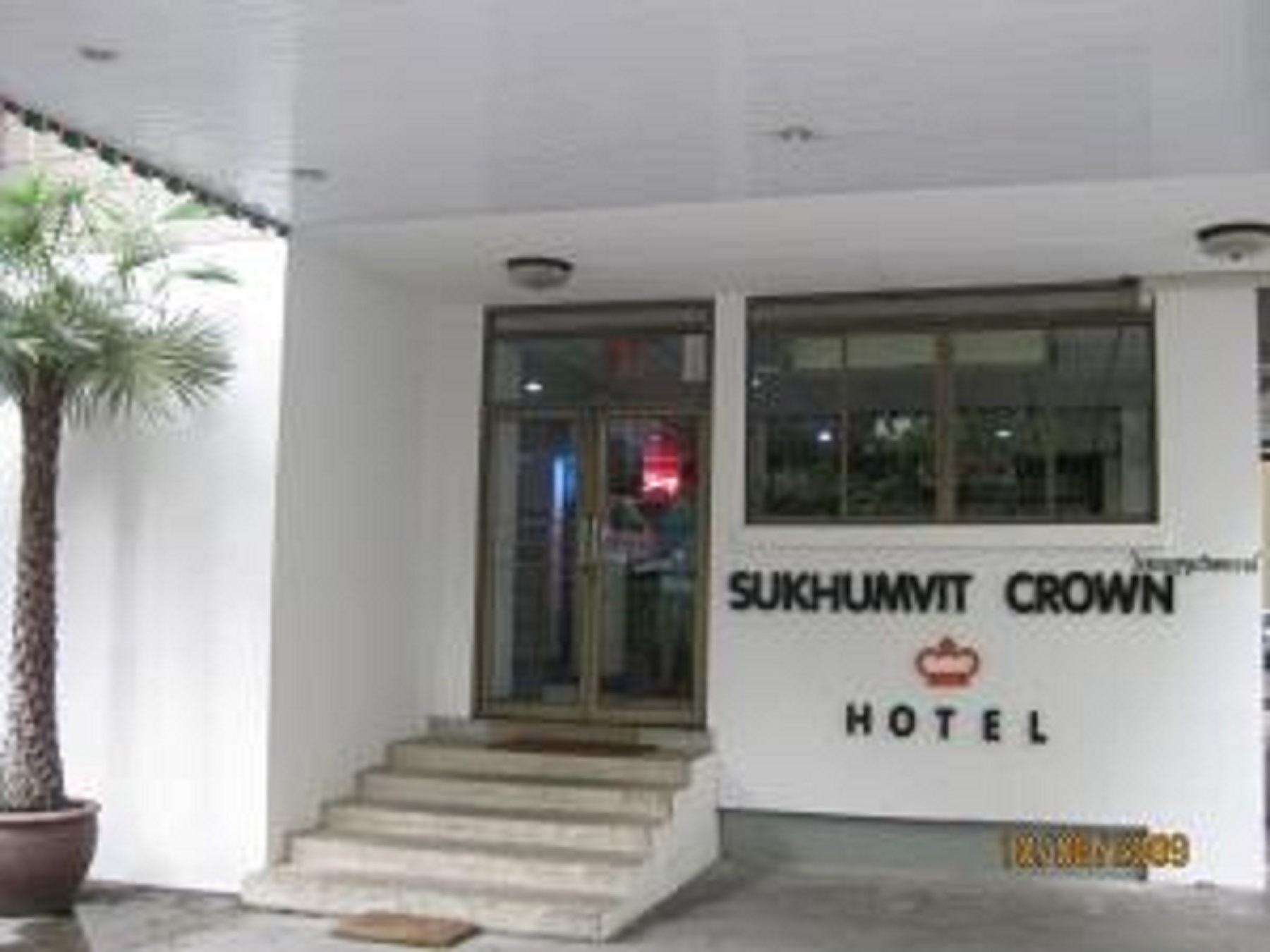 Crown BTS nana Hotel
