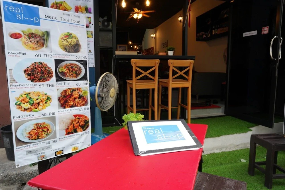 Samsen 360 Hostel
