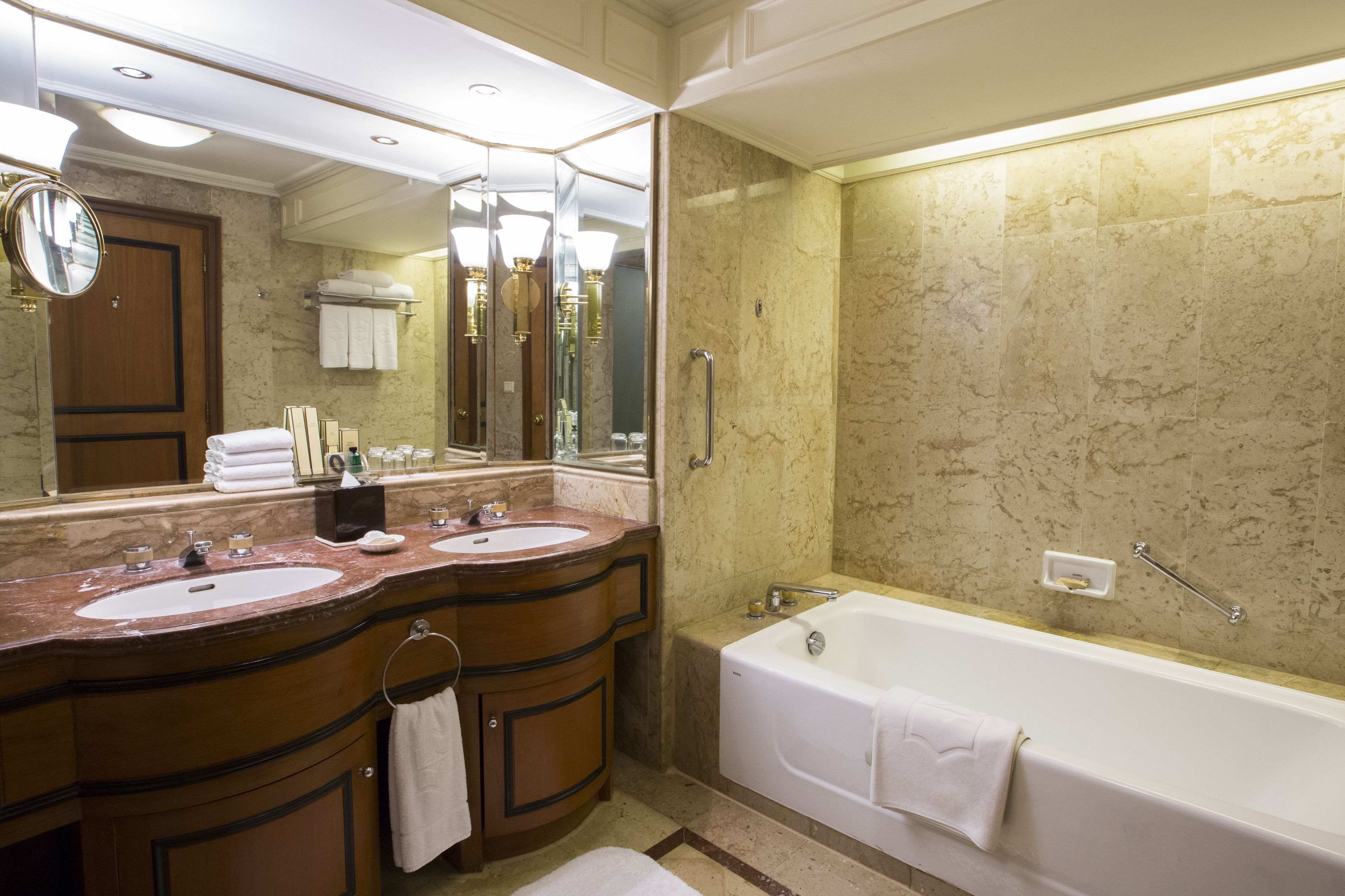 Shangri-La Bangkok Serviced Apartments