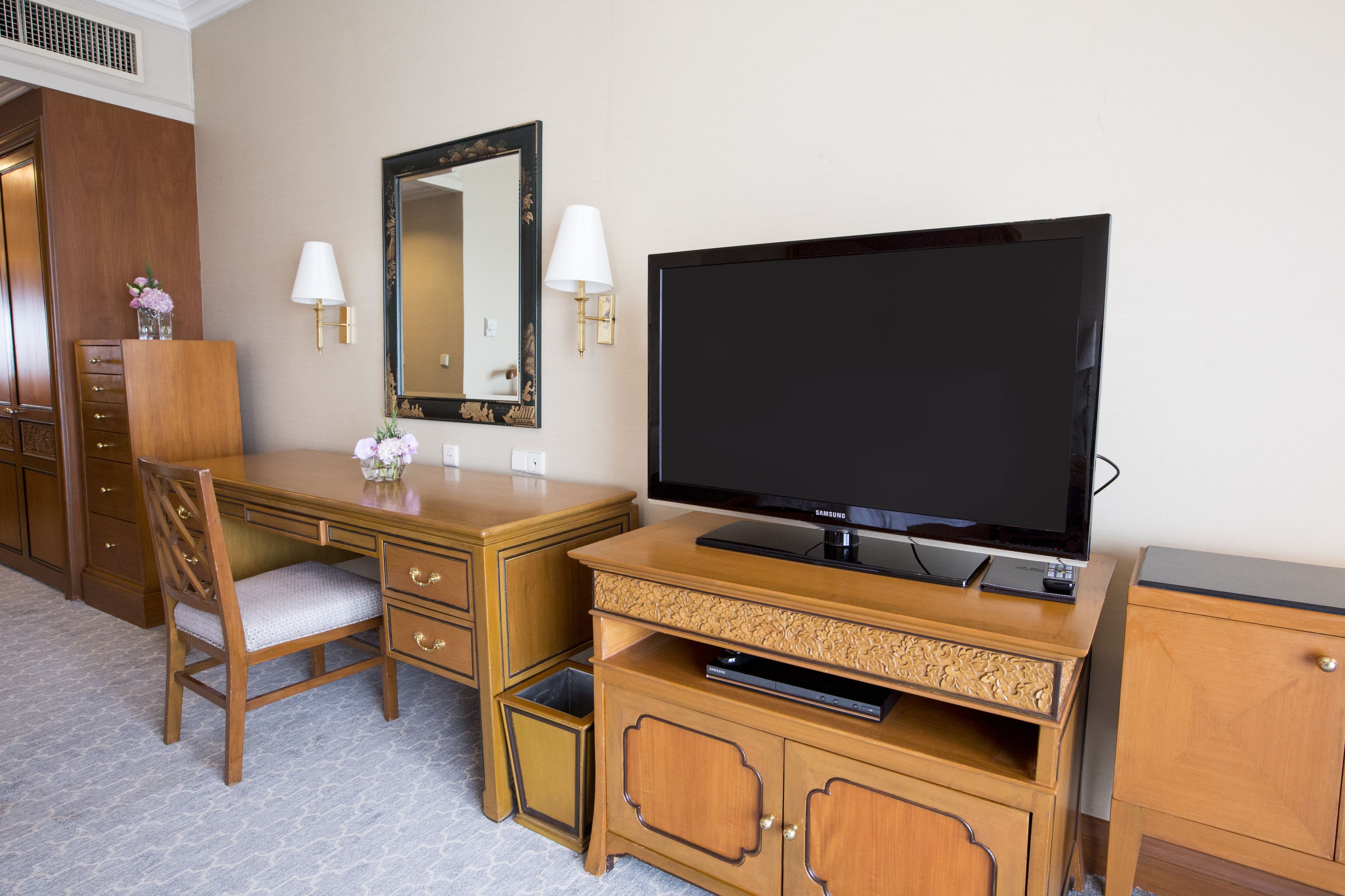 Shangri-La Bangkok Serviced Apartments