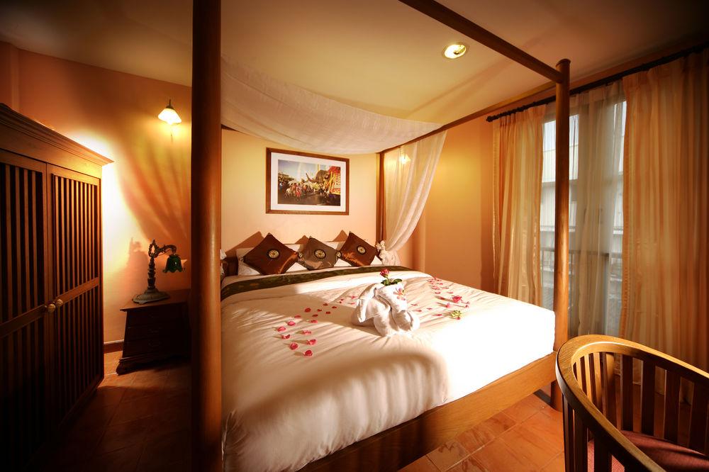 Siamese Views Lodge