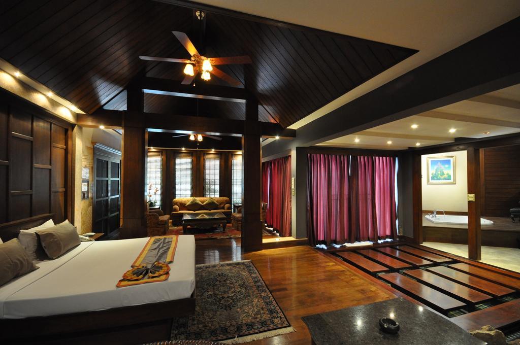 Siam Society Hotel & Resort