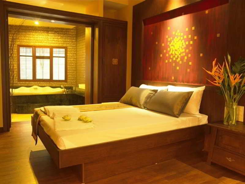 Siam Society Hotel & Resort