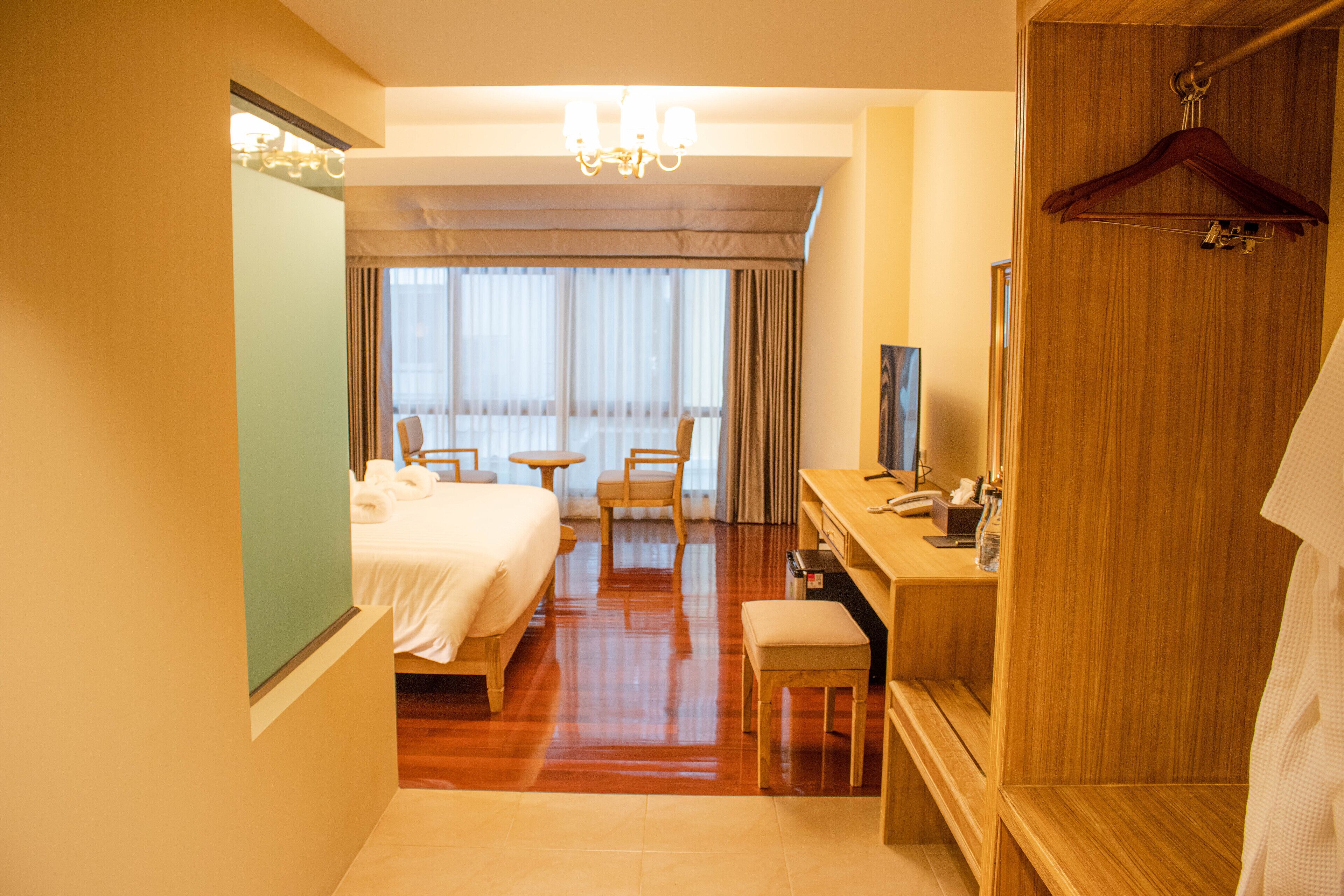 Siri Grand Bangkok Hotel