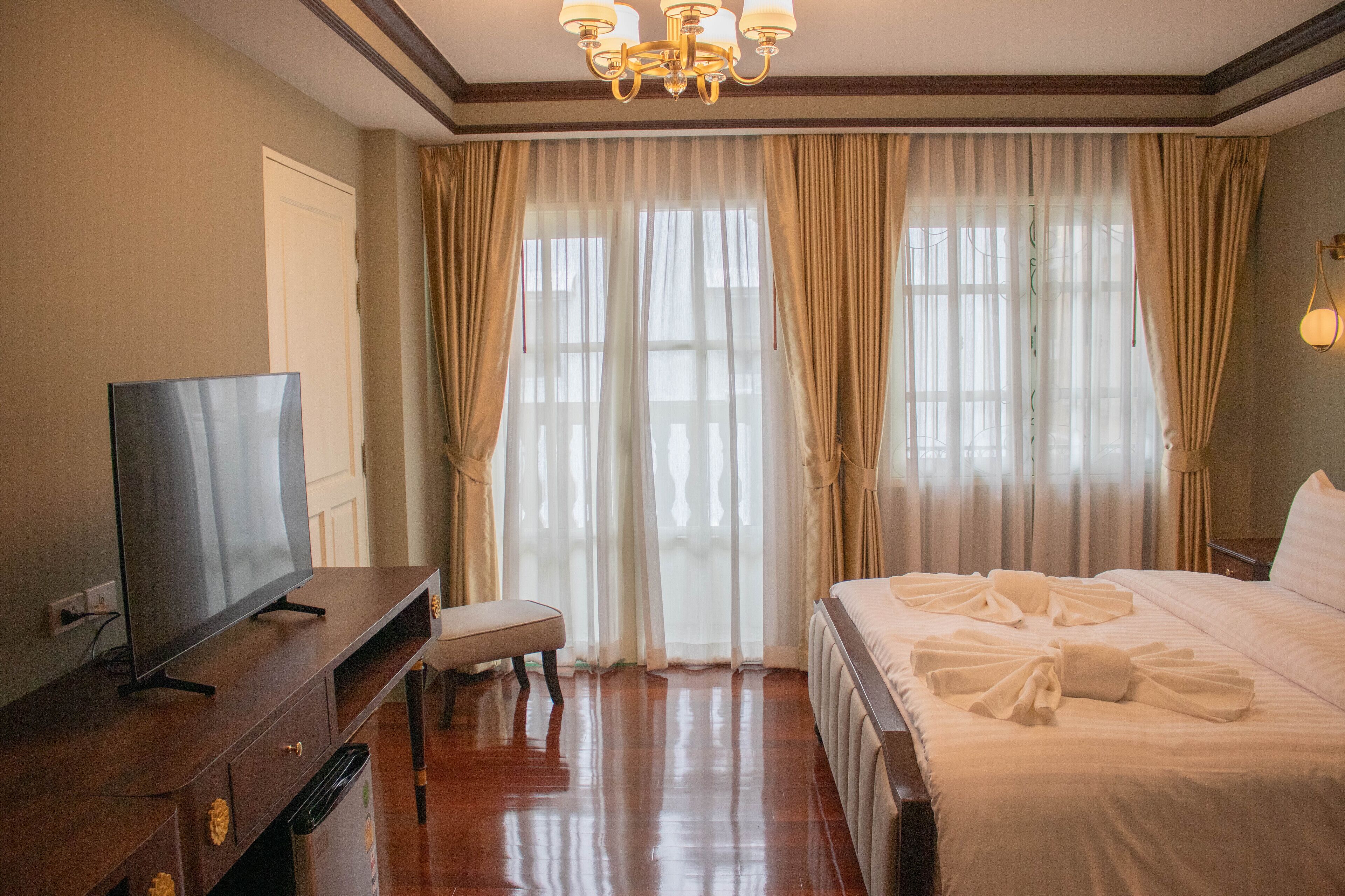 Siri Grand Bangkok Hotel
