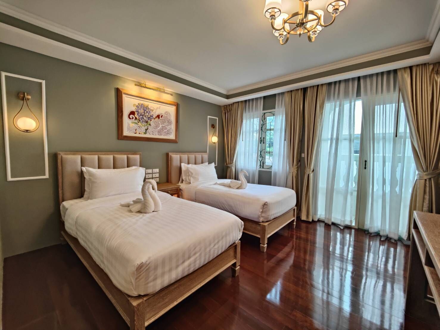 Siri Grand Bangkok Hotel