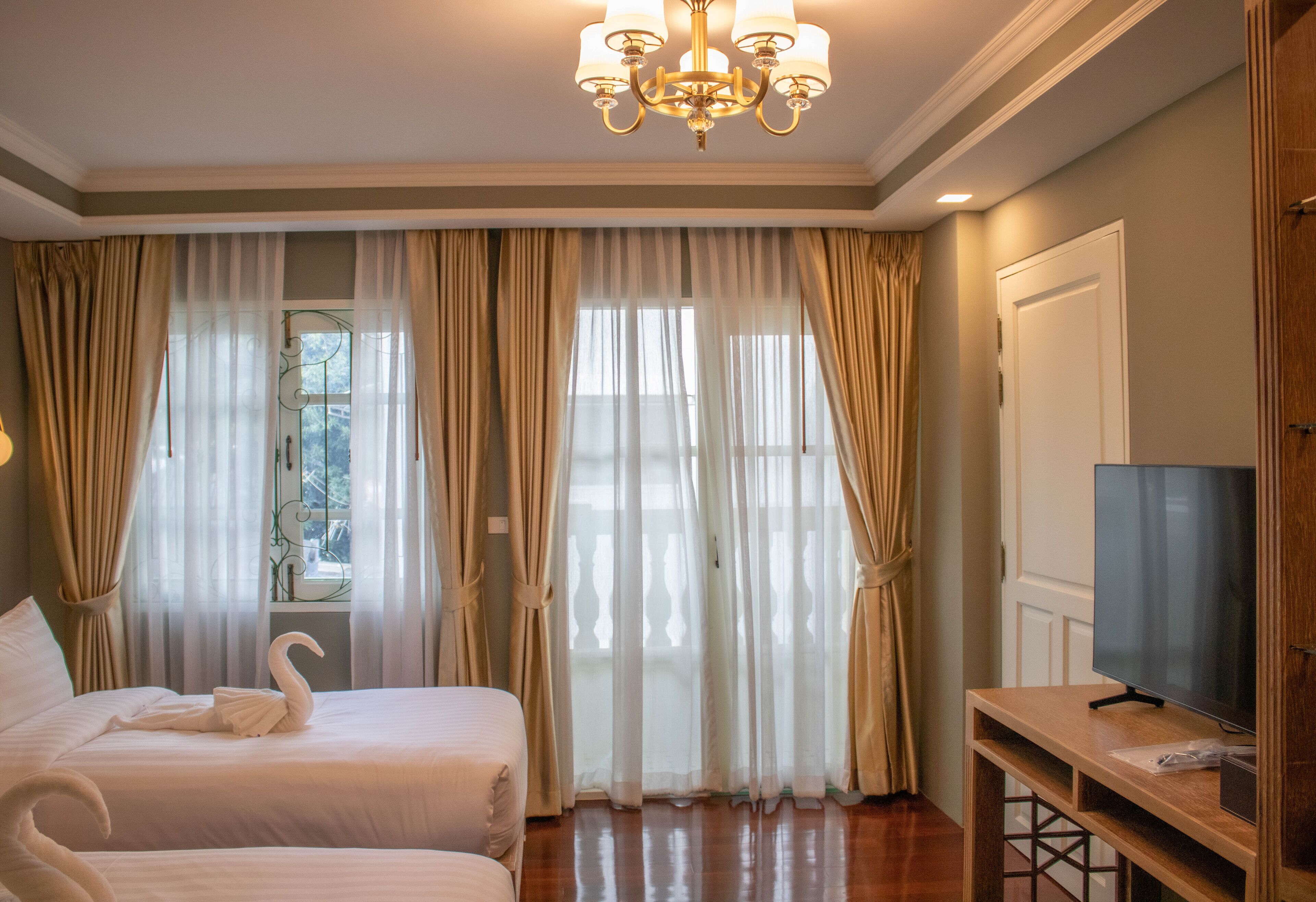 Siri Grand Bangkok Hotel