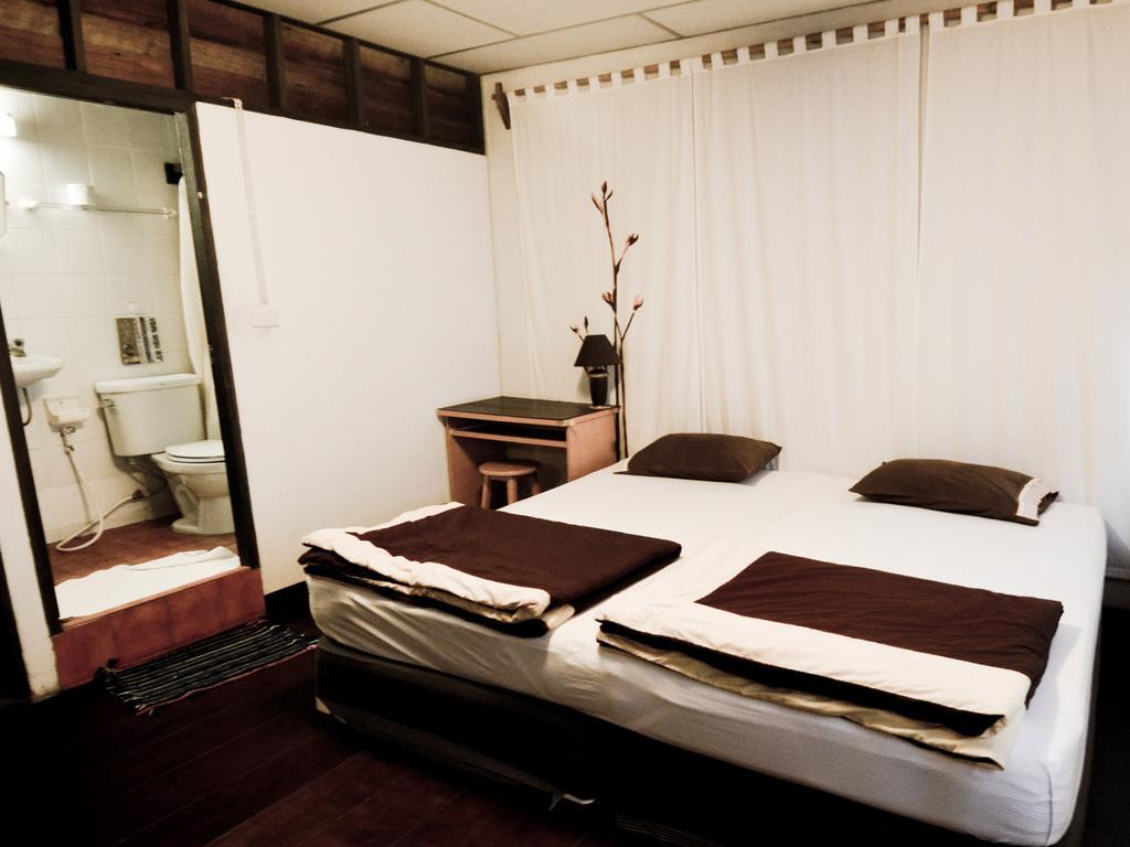 Suk11 Hostel