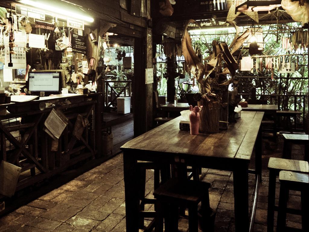 Suk11 Hostel