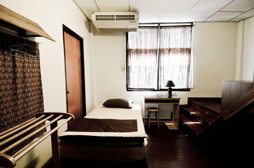 Suk11 Hostel