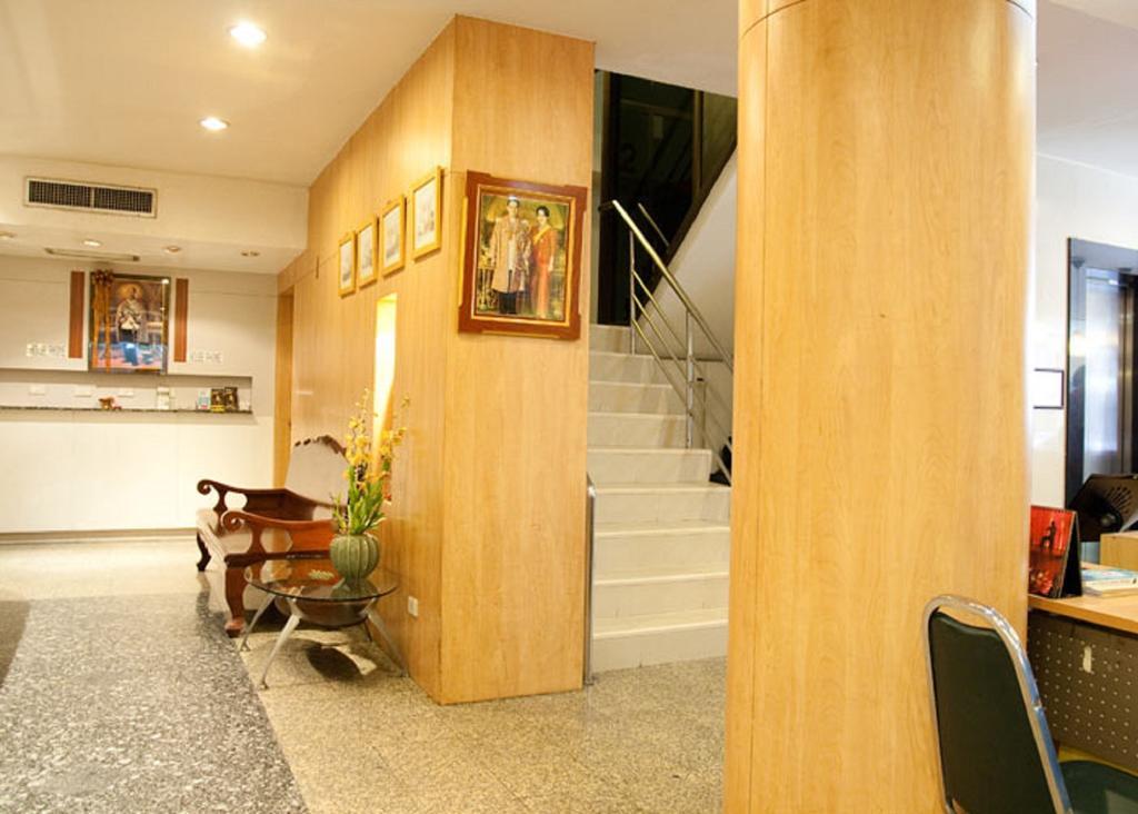 Ten Stars Inn