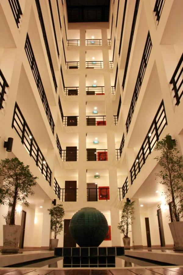 The Atrium Ratchada 13