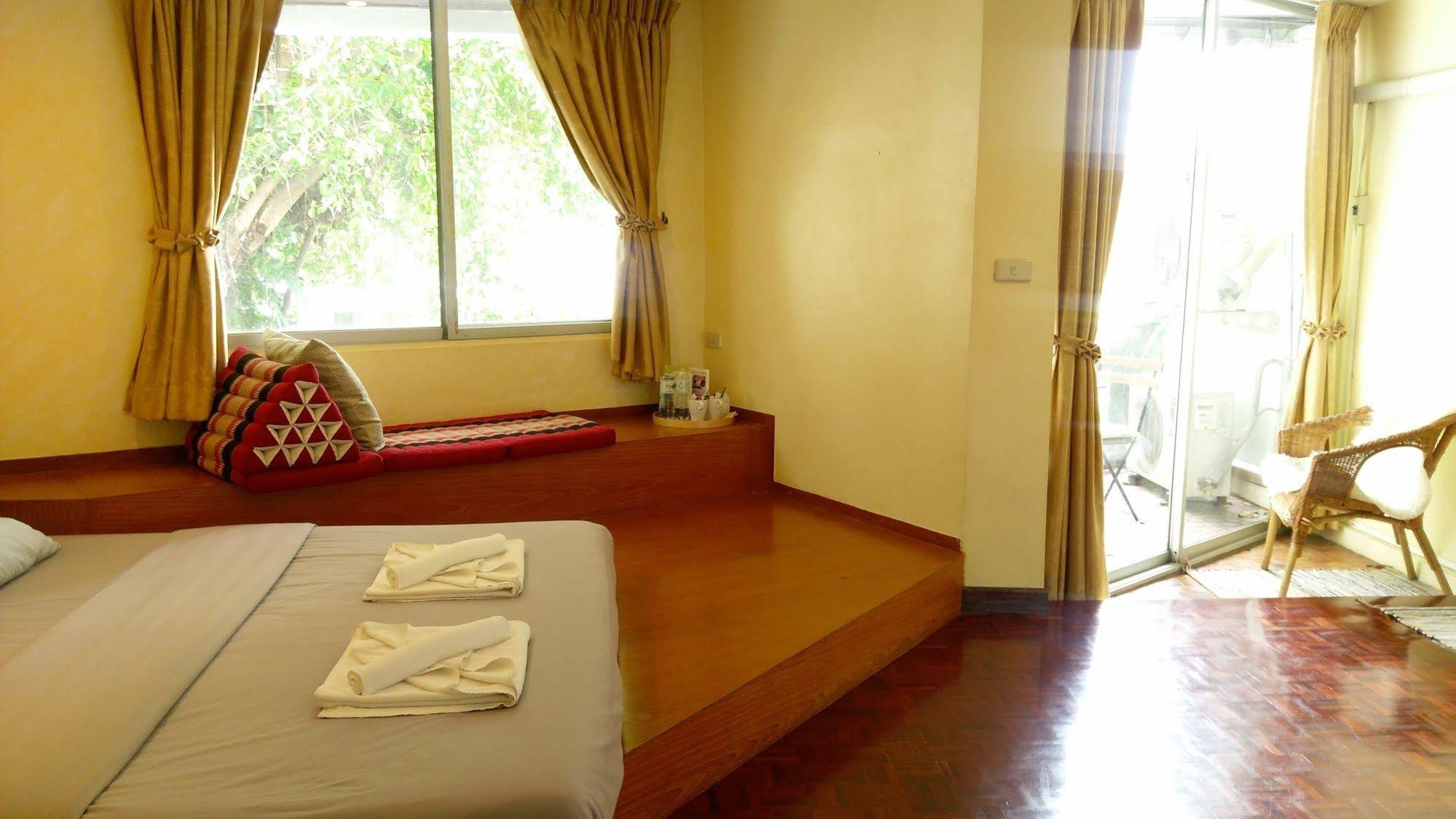 Home16 Sukhumvit16