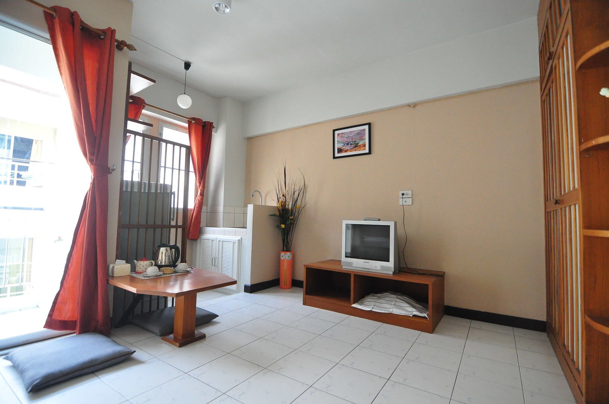 The Living Room Serviced Apartment