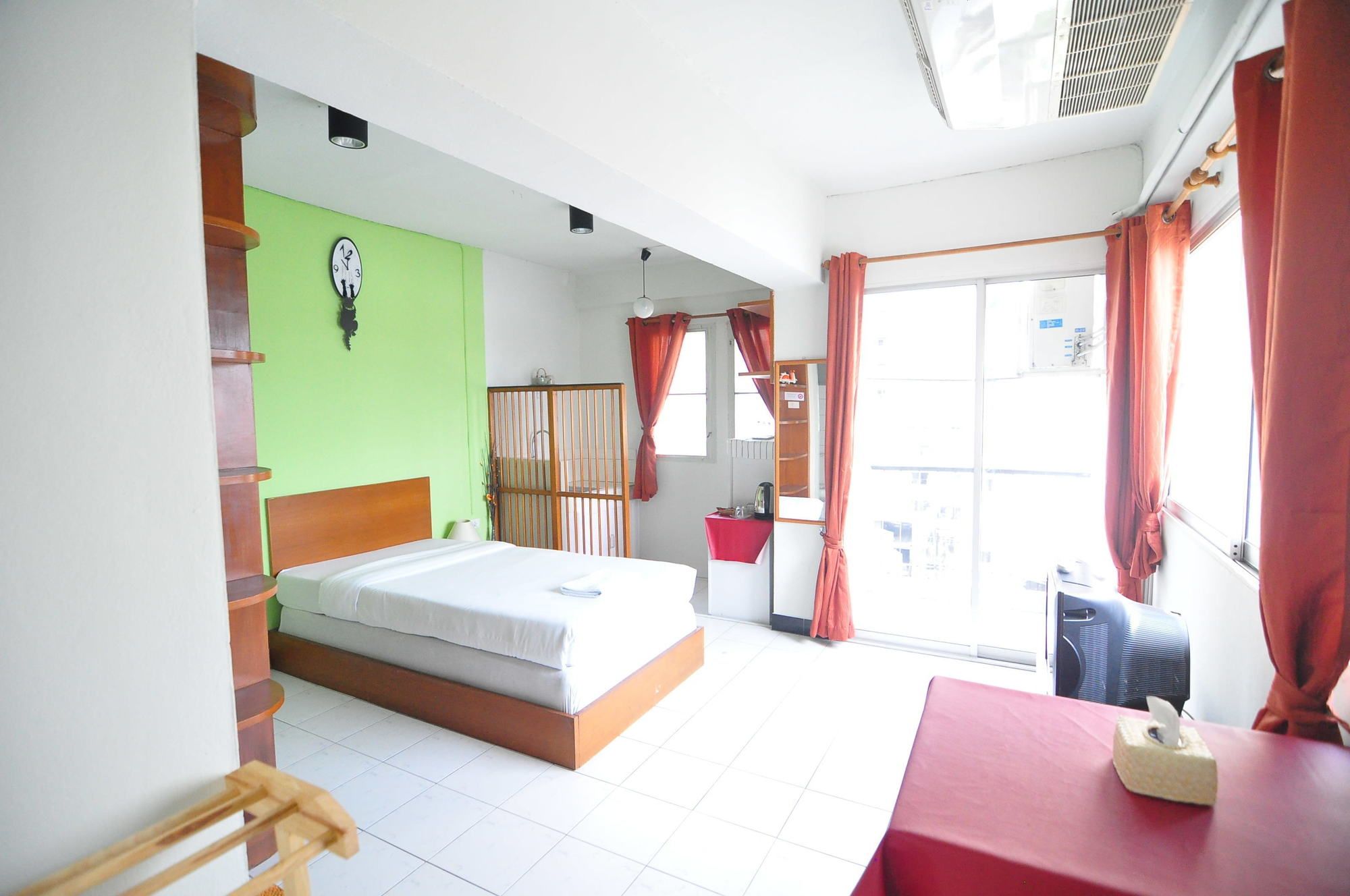 The Living Room Serviced Apartment