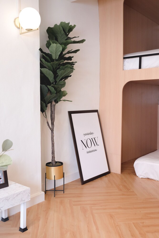 Theme Boutique Hotel