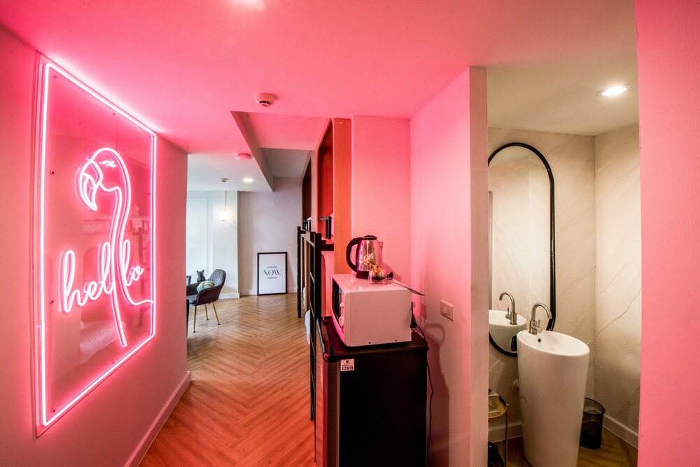 Theme Boutique Hotel