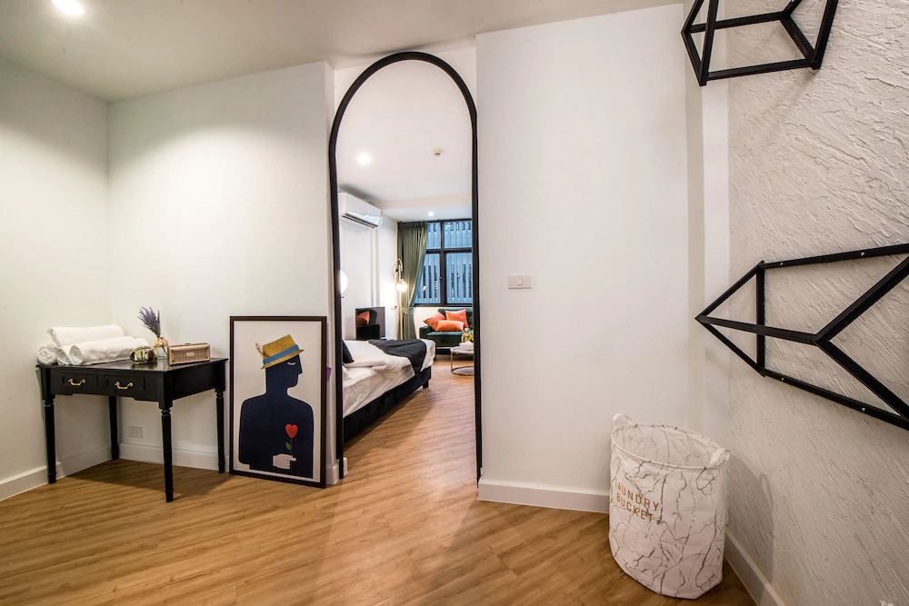 Theme Boutique Hotel