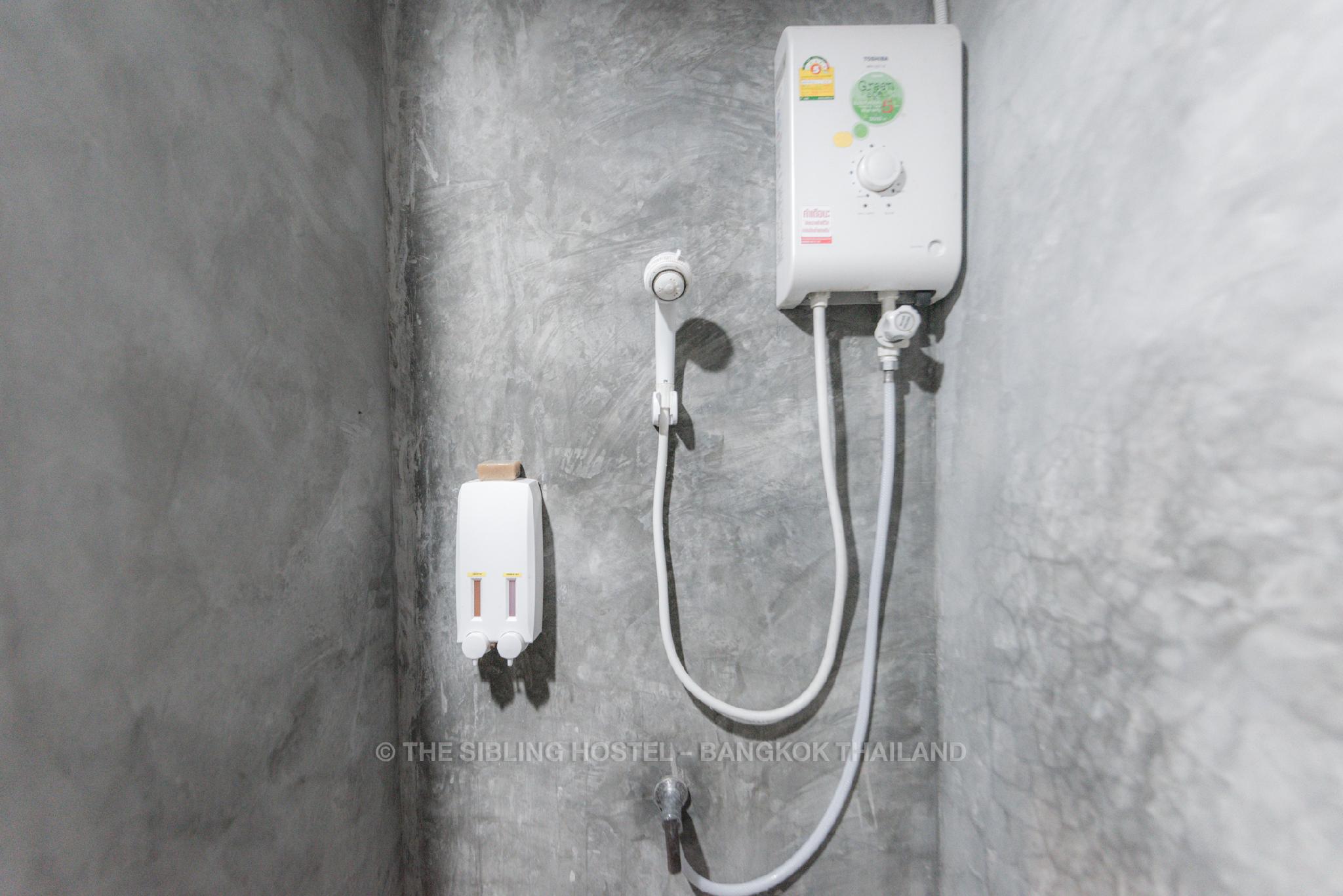 OYO 994 Kudi Hostel