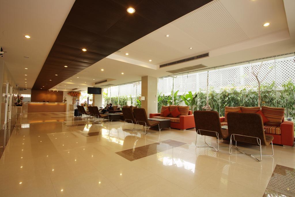 Three Seasons Place Hotel