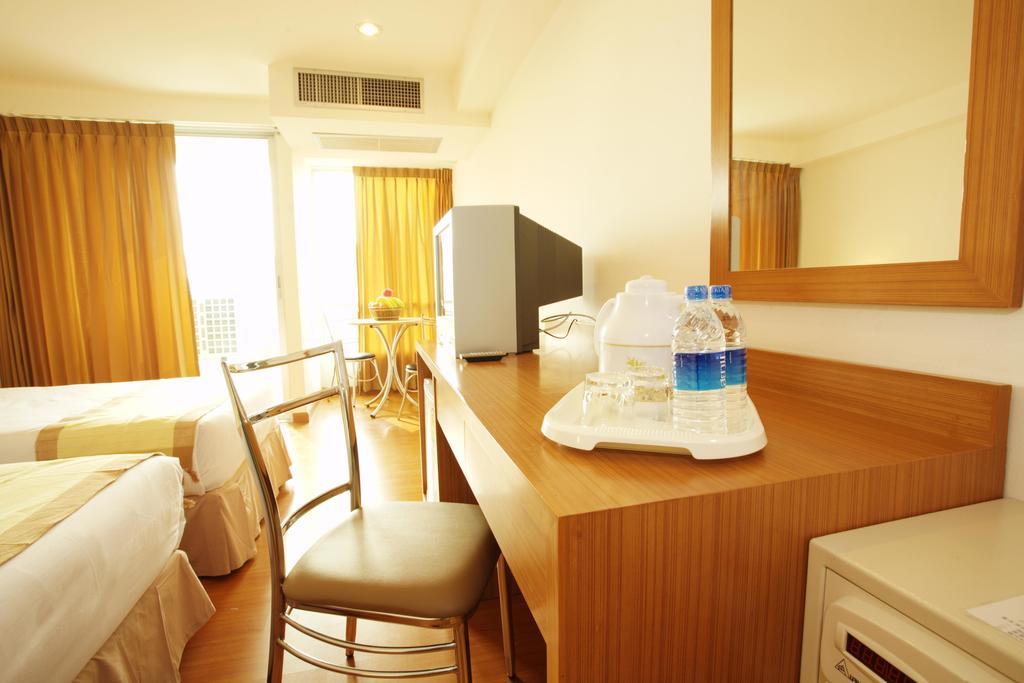 Three Seasons Place Hotel