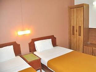 Top Inn by OYO Rooms
