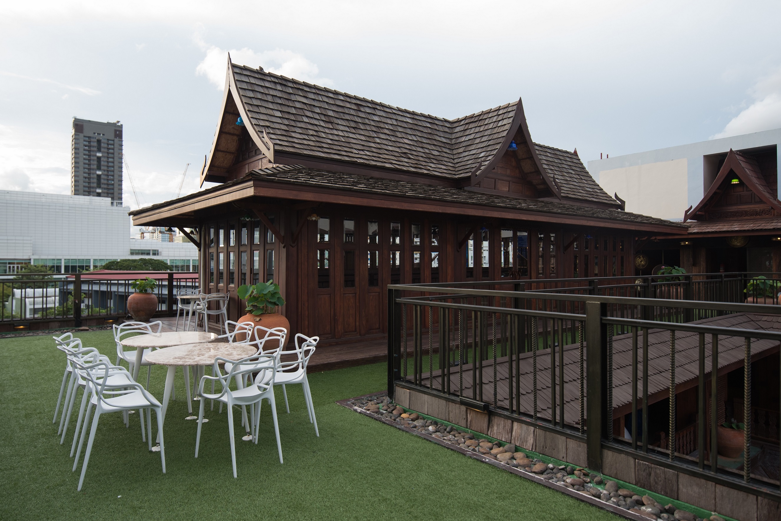 True Siam Rangnam Hotel